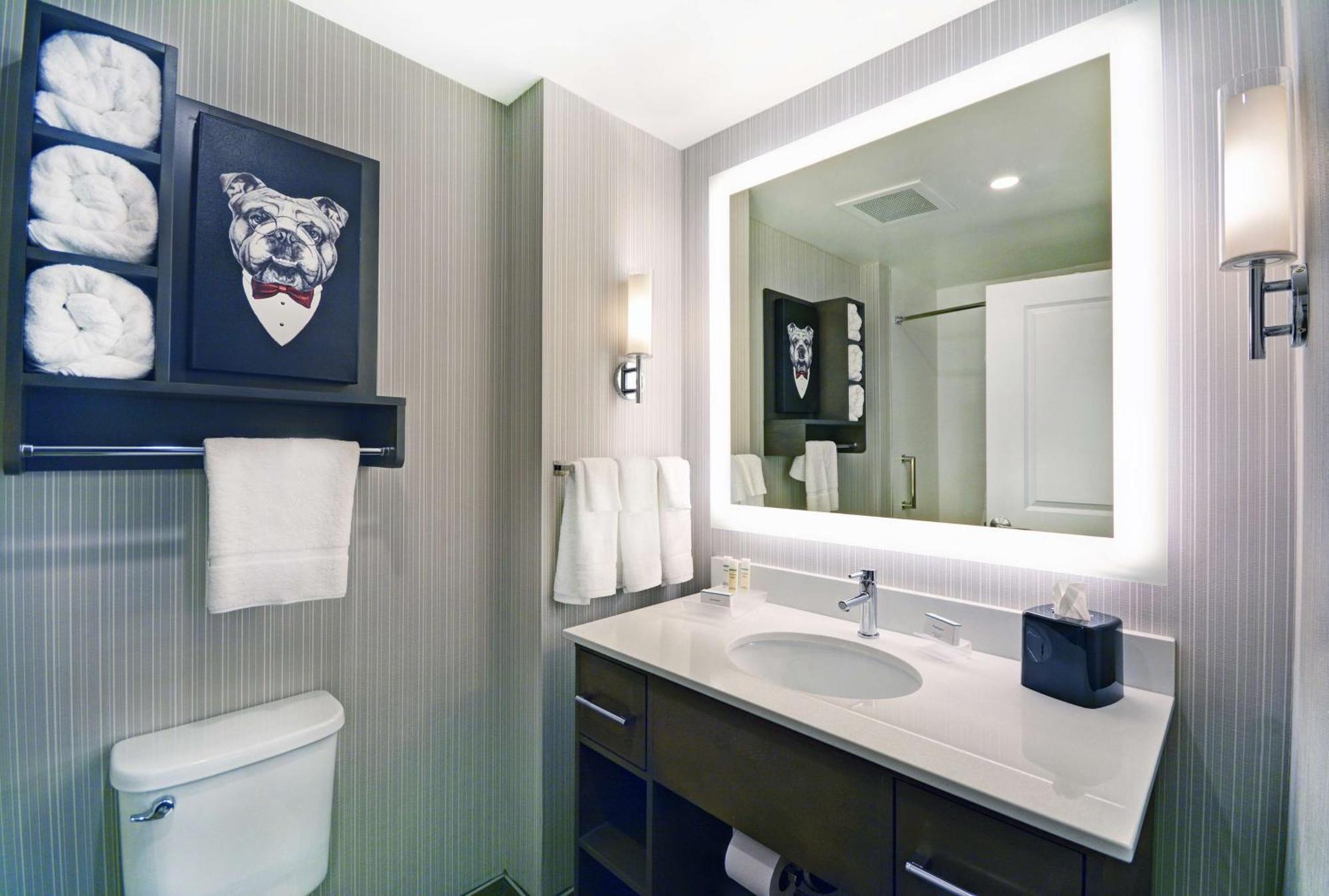 Homewood By Hilton Downtown Area Hotel